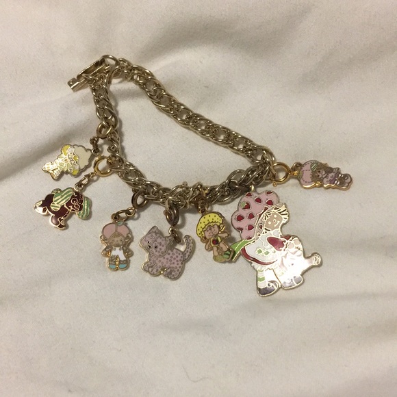 💗 Rare vintage strawberry shortcake charms 1981